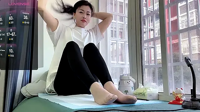 Snapshot of QianF-666 chatting on 02-24-25, 02:19 QianF-666 online show from 02-24-25, 02:19