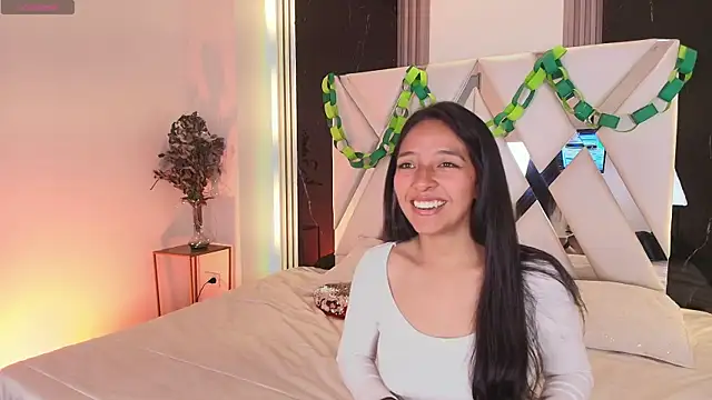 Valery wang online show from 03-18-25, 11:41