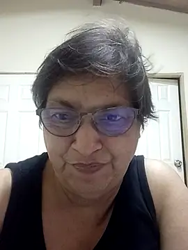 florecita69 online show from 03-19-25, 02:16