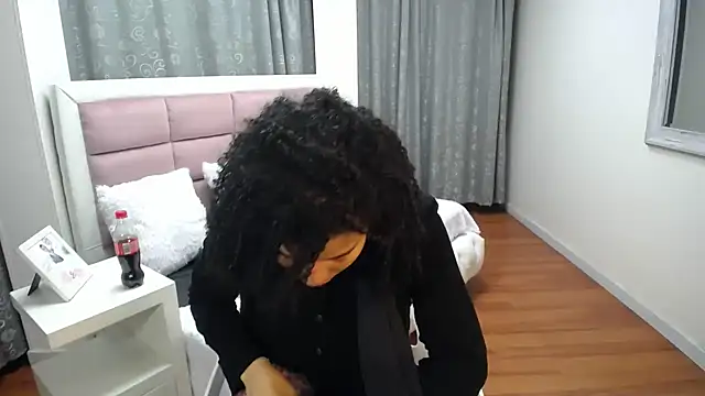 Mayaa ross online show from 12-14-24, 03:18