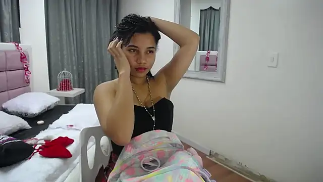 Mayaa ross online show from 02-15-25, 06:12