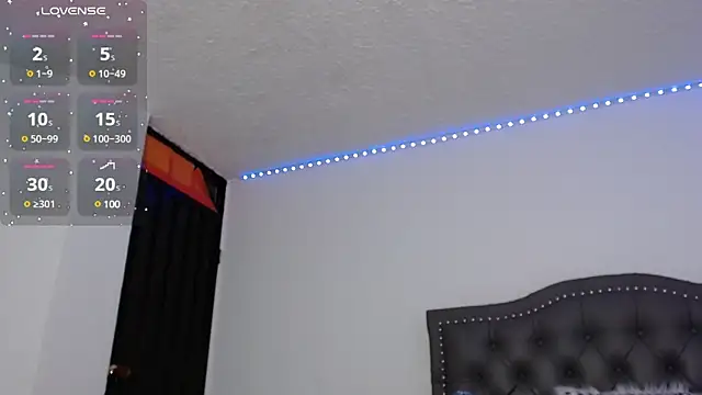 Snapshot of pamela_ chatting on 12-09-24, 02:56 pamela  online show from 12-09-24, 02:56