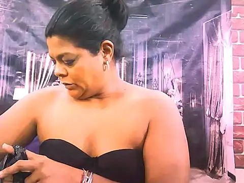 indianCherryPie online show from 12-14-25, 06:23