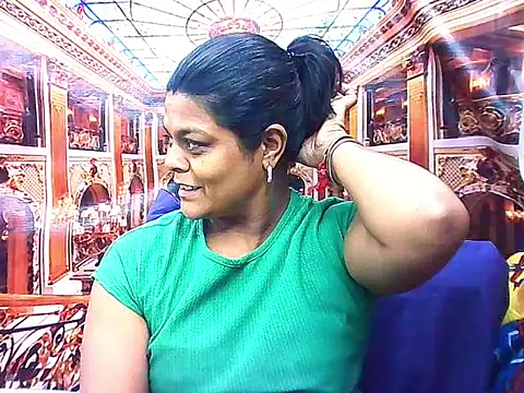 indianCherryPie online show from 12-19-25, 05:25