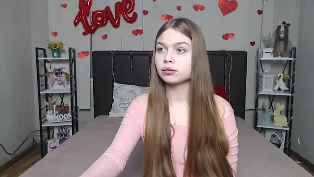 LaraPika online show from 02-19-26, 06:31