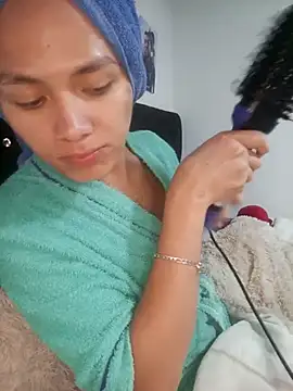 giuliana andrade online show from 10-10-25, 01:37