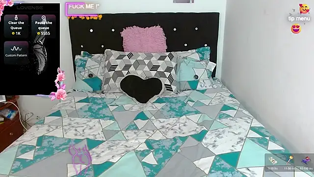 giuliana andrade online show from 11-27-25, 02:13