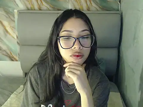 AmberJeong online show from 10-08-25, 05:54