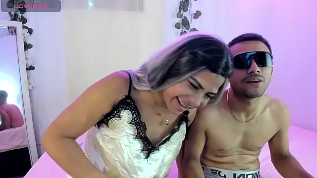 catalina and roger online show from 10-26-25, 04:24