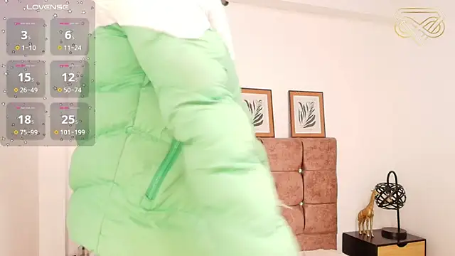 Amadeo Wild online show from 01-17-25, 05:30