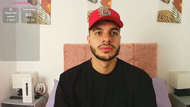 Amadeo Wild online show from 11-16-25, 02:55