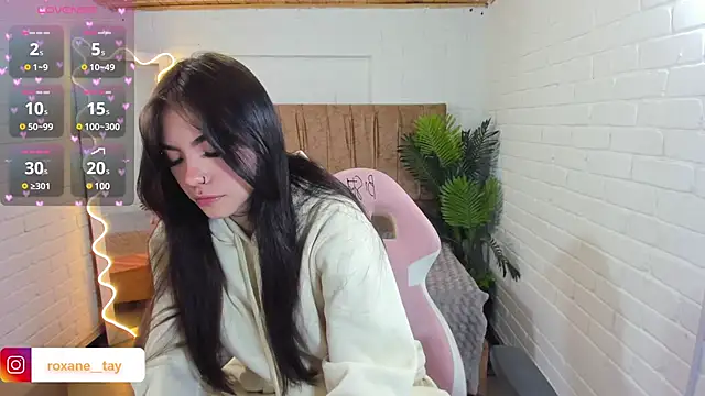 Roxanne tay online show from 12-30-24, 07:53