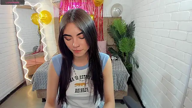 Roxanne tay online show from 01-31-25, 10:31