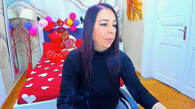 LauraSin online show from 02-16-25, 04:42