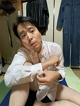 Snapshot of shigeki-113 chatting on 10-22-25, 12:27 shigeki-113 online show from 10-22-25, 12:27