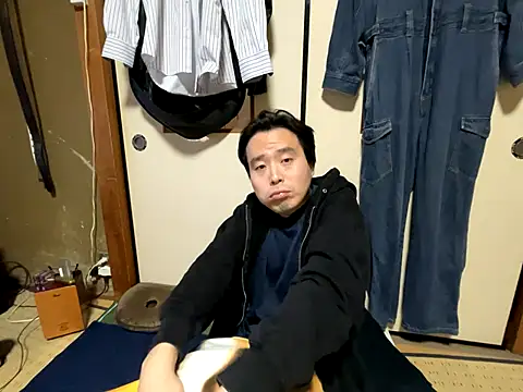 Snapshot of shigeki-113 chatting on 11-05-25, 05:40 shigeki-113 online show from 11-05-25, 05:40