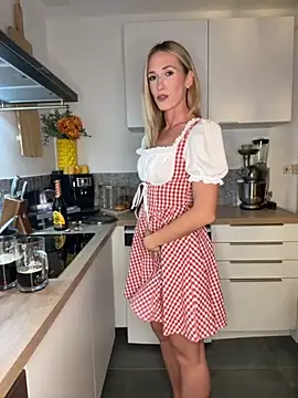 lola tentatiion online show from 09-19-25, 07:03