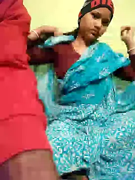 Snapshot of indiancouple09 chatting on 12-15-24, 10:15 indiancouple09 online show from 12-15-24, 10:15