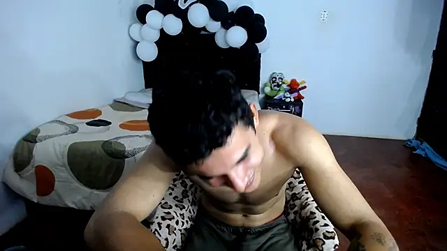 freddy romas online show from 10-07-25, 01:03