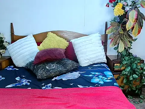 Snapshot of SexyWildLavender chatting on 01-06-26, 07:17 SexyWildLavender online show from 01-06-26, 07:17