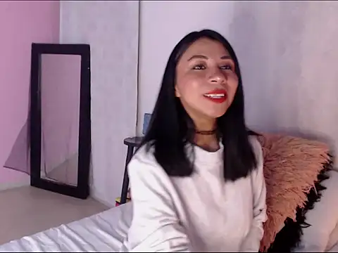 Snapshot of selene_gils chatting on 11-25-25, 04:45 selene gils online show from 11-25-25, 04:45