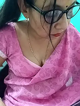 Snapshot of Saroj-Shah chatting on 10-31-25, 07:59 Saroj-Shah online show from 10-31-25, 07:59