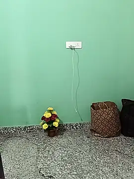 Snapshot of Saroj-Shah chatting on 11-06-25, 06:36 Saroj-Shah online show from 11-06-25, 06:36