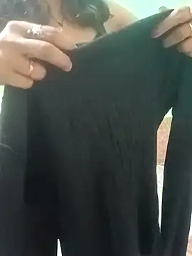 Snapshot of Saroj-Shah chatting on 11-16-25, 03:17 Saroj-Shah online show from 11-16-25, 03:17