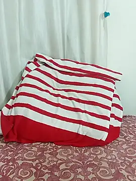 Snapshot of Saroj-Shah chatting on 12-15-25, 08:46 Saroj-Shah online show from 12-15-25, 08:46