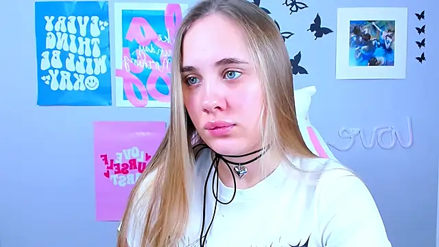 MiaMilas online show from 01-09-25, 05:02