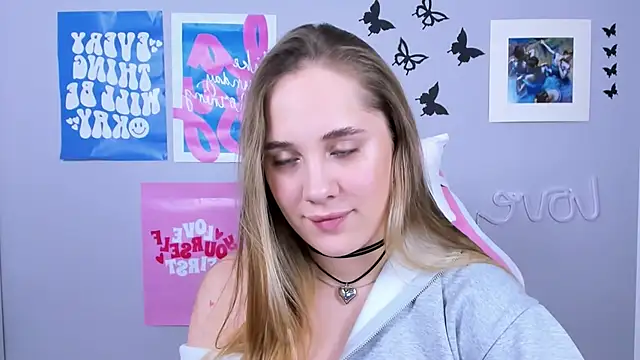 MiaMilas online show from 01-20-25, 11:56