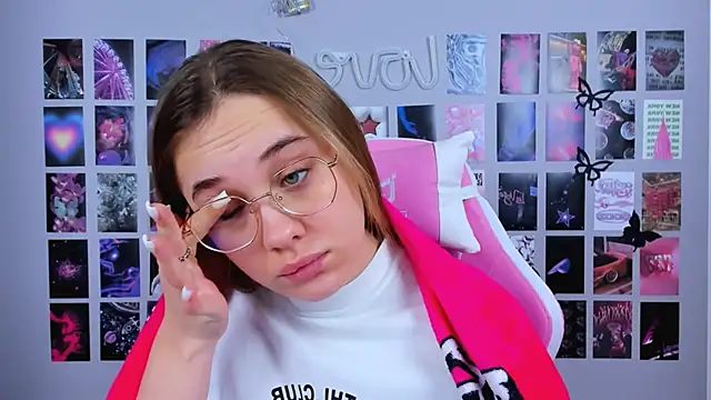 MiaMilas online show from 02-08-25, 05:40