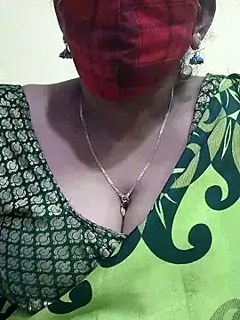 mallu-sumi online show from 03-17-25, 05:16