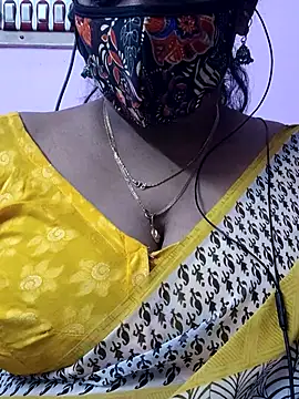 mallu-sumi online show from 09-28-25, 03:06