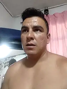 Snapshot of caramelodechile chatting on 03-18-25, 06:48 caramelodechile online show from 03-18-25, 06:48