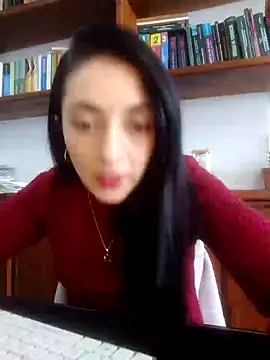Snapshot of amellie_ros chatting on 12-11-24, 01:39 amellie ros online show from 12-11-24, 01:39