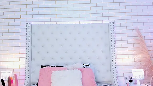 Krystal cambell1 online show from 02-25-26, 07:56