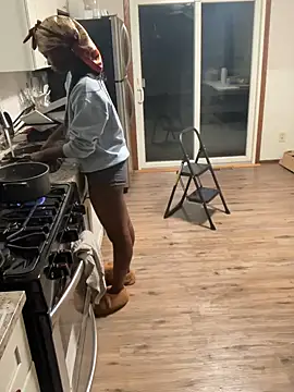 Snapshot of spicysugar74 chatting on 03-05-25, 01:31 spicysugar74 online show from 03-05-25, 01:31