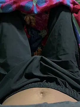 Snapshot of Privateseducer chatting on 01-02-25, 08:24 Privateseducer online show from 01-02-25, 08:24