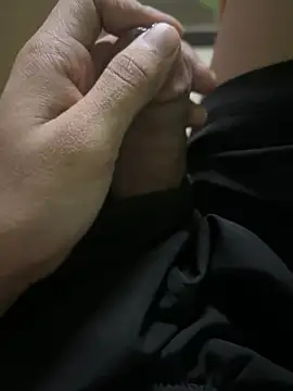 Snapshot of Privateseducer chatting on 01-31-25, 12:07 Privateseducer online show from 01-31-25, 12:07