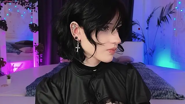 dark vamp  online show from 01-15-25, 11:00