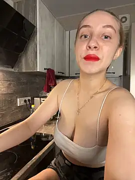 Kitty Katrine online show from 10-23-25, 04:06