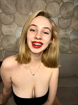 Kitty Katrine online show from 11-04-25, 02:05