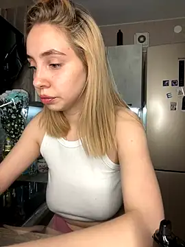 Kitty Katrine online show from 12-03-25, 05:11