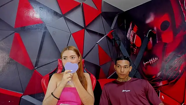 Hana and Zeta online show from 12-04-25, 12:14