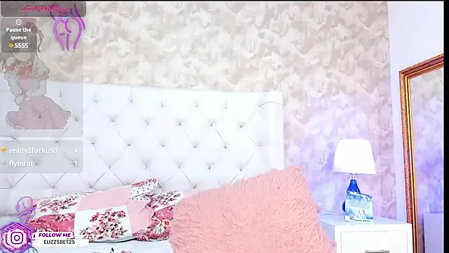 Eliza Thaylor   online show from 01-07-25, 05:53