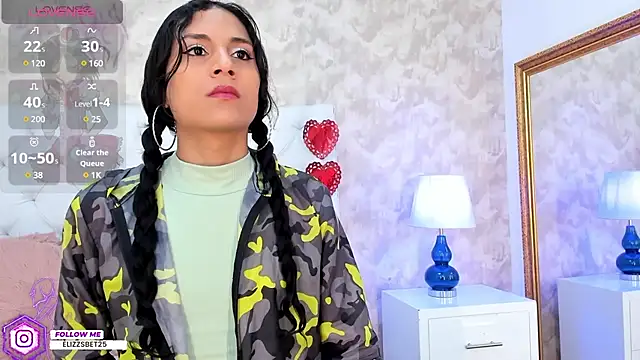 Eliza Thaylor   online show from 03-19-25, 11:28