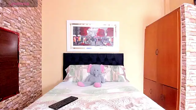 mariana mauricio hot online show from 02-19-26, 07:43