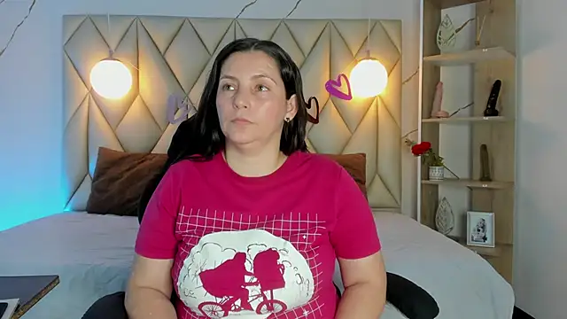 Snapshot of angelswets chatting on 02-25-26, 02:16 angelswets online show from 02-25-26, 02:16