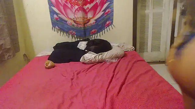 Snapshot of MissRebeka chatting on 12-09-24, 02:34 MissRebeka online show from 12-09-24, 02:34